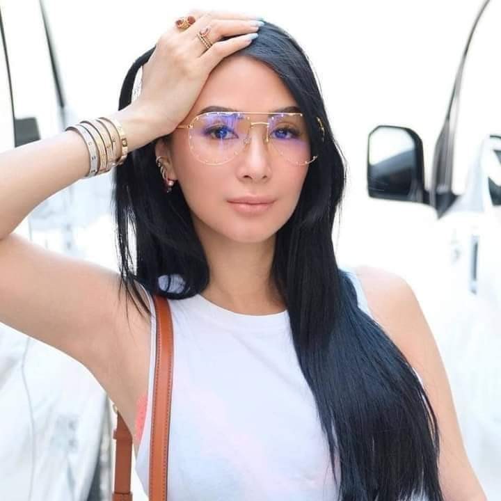 LV Party glasses HEART E. Pilot sunglass Celebrity popular Zainab jelai  sunglasses with rivets, Women's Fashion, Watches & Accessories, Sunglasses  & Eyewear on Carousell