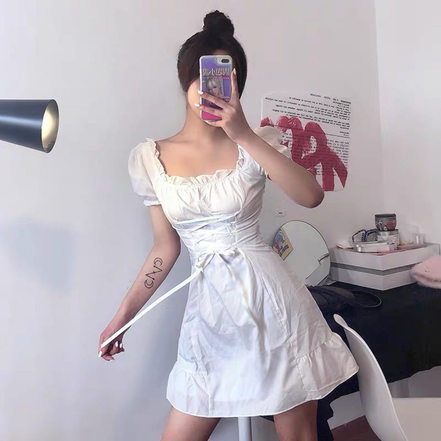 Milkmaid corset dress 2025
