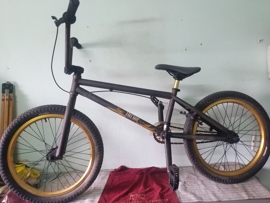 Mongoose thive bmx bicycle Sports Equipment Bicycles Parts