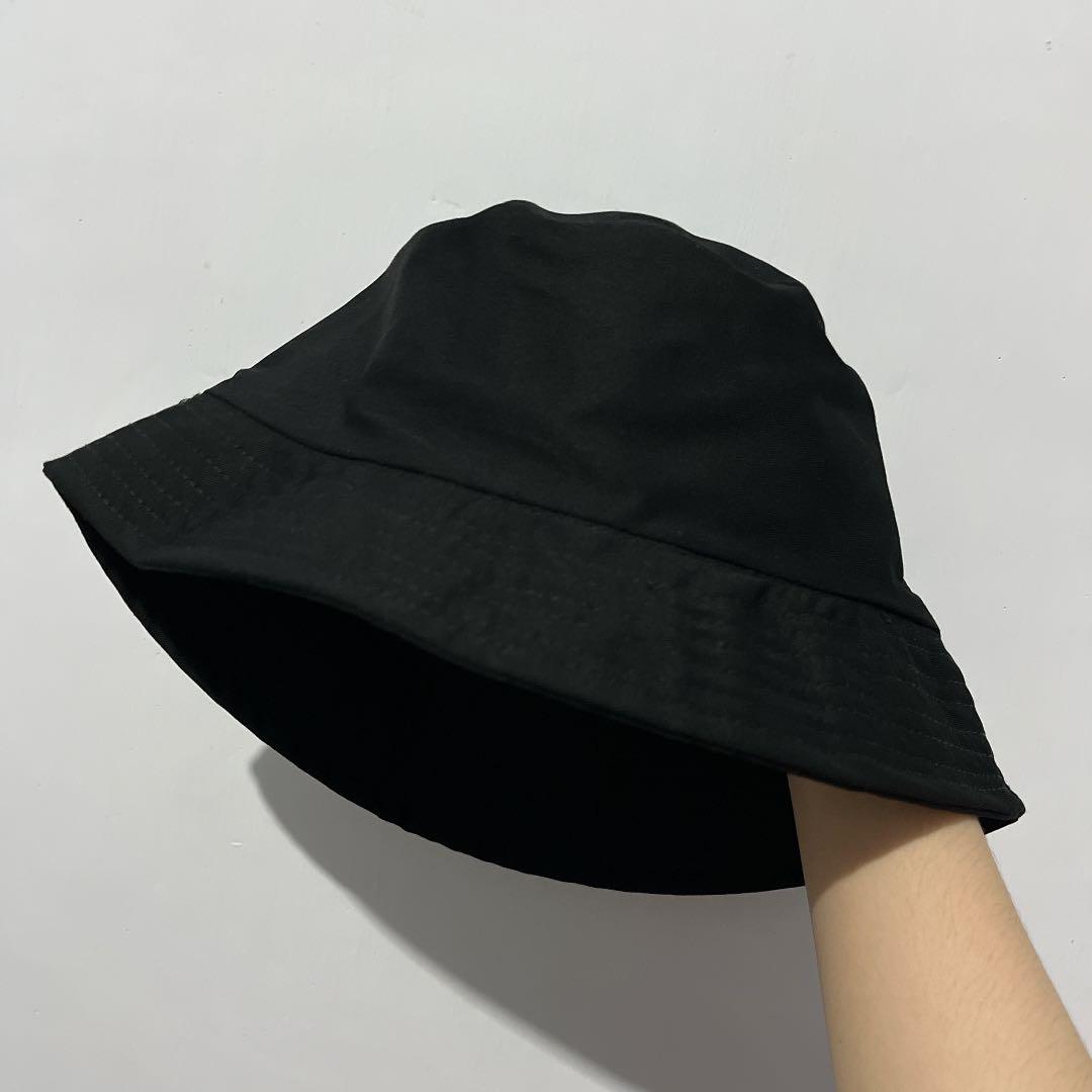NEW)Bucket Hat Black, Fesyen Wanita 