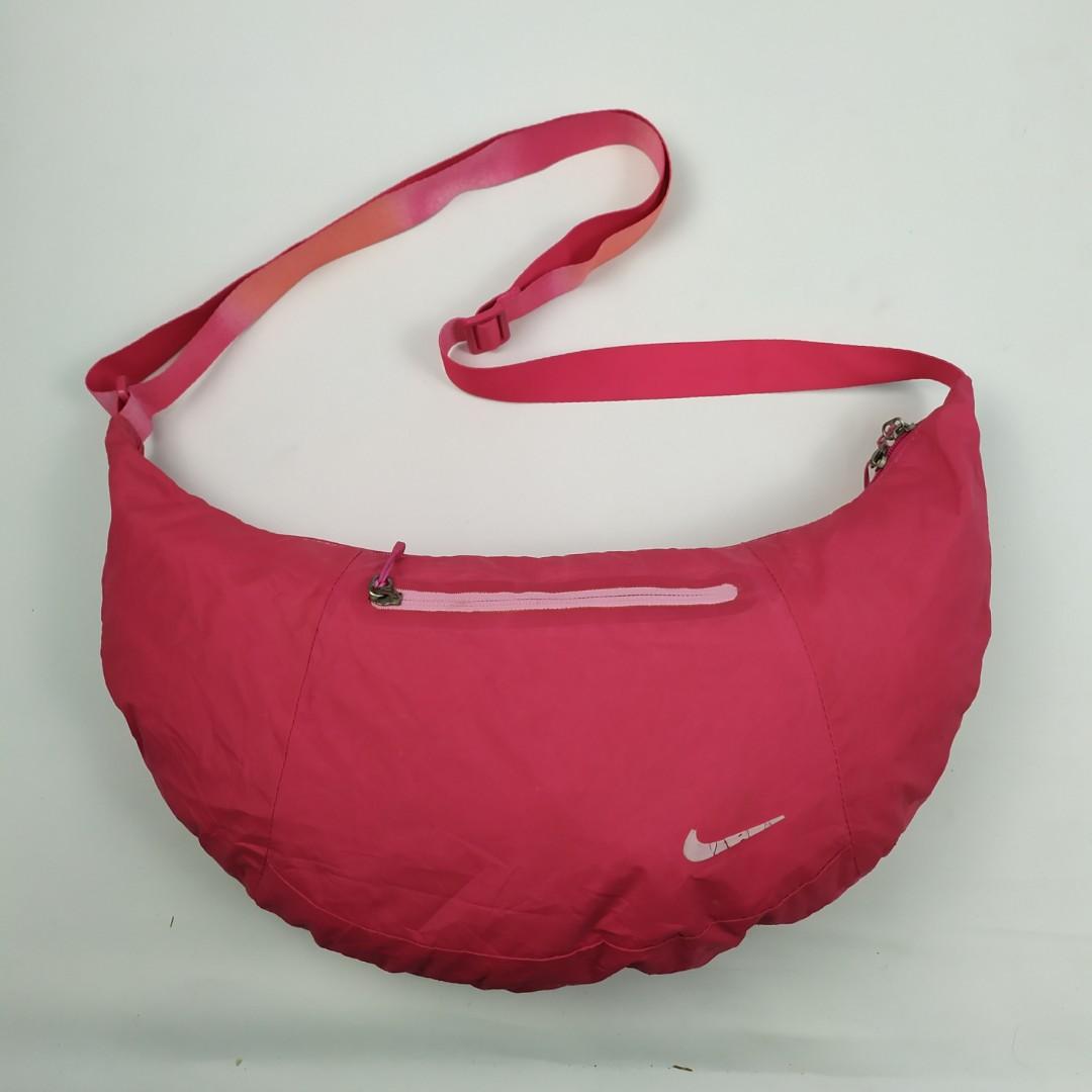 Nike original sling bag, Men's Fashion, Bags, Sling Bags on Carousell