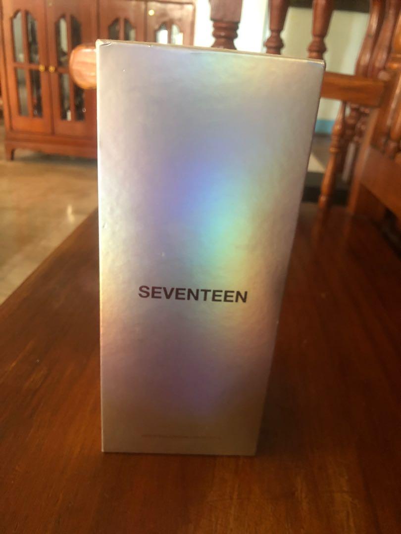 Original Seventeen lightstick caratbong (Category: K-Wave Merchandise) located in Manila. Submitted by anniine (Listing ID 1155960166, Image 3). Description: Fixed price Authentic Brought from weverse Some minor dents on the box have few scratch on the LS ❌️ sensitive buyer.