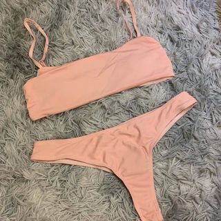 (Category: ) located in . Submitted by goodbyestuff_ (Listing ID 1156090073, Image 1). Description: .