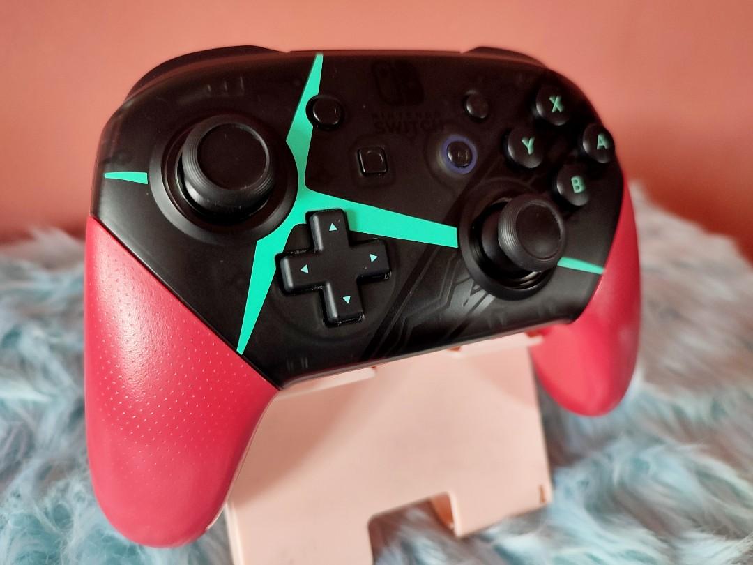 Pro Con Xenoblade 2 Edition, Video Gaming, Gaming Accessories