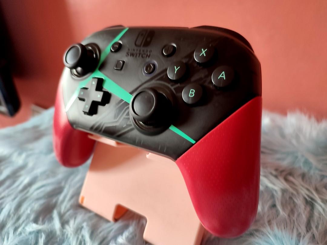 Pro Con Xenoblade 2 Edition, Video Gaming, Gaming Accessories