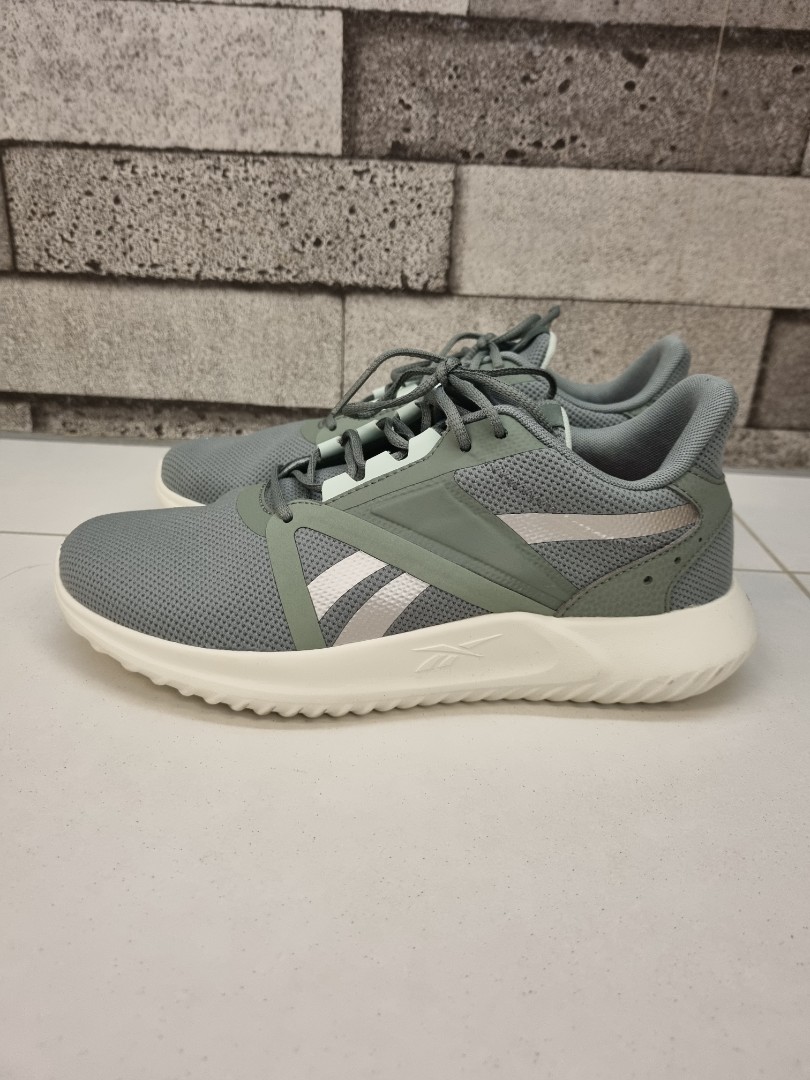 Reebok energylux women running shoes Everything Else on Carousell