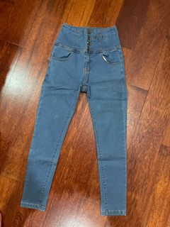 (Category: ) located in . Submitted by ying1005 (Listing ID 1156022210, Image 1). Description: .