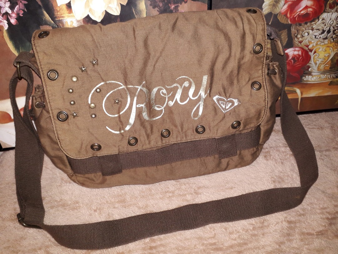 Roxy shop messenger bag