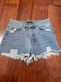 (Category: ) located in . Submitted by ying1005 (Listing ID 1156019917, Image 1). Description: .