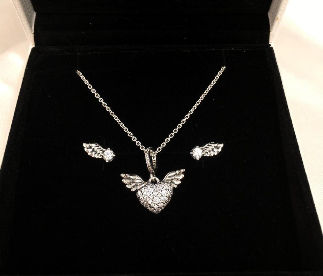 Sparkling Angel Wings Necklace and Earring Set