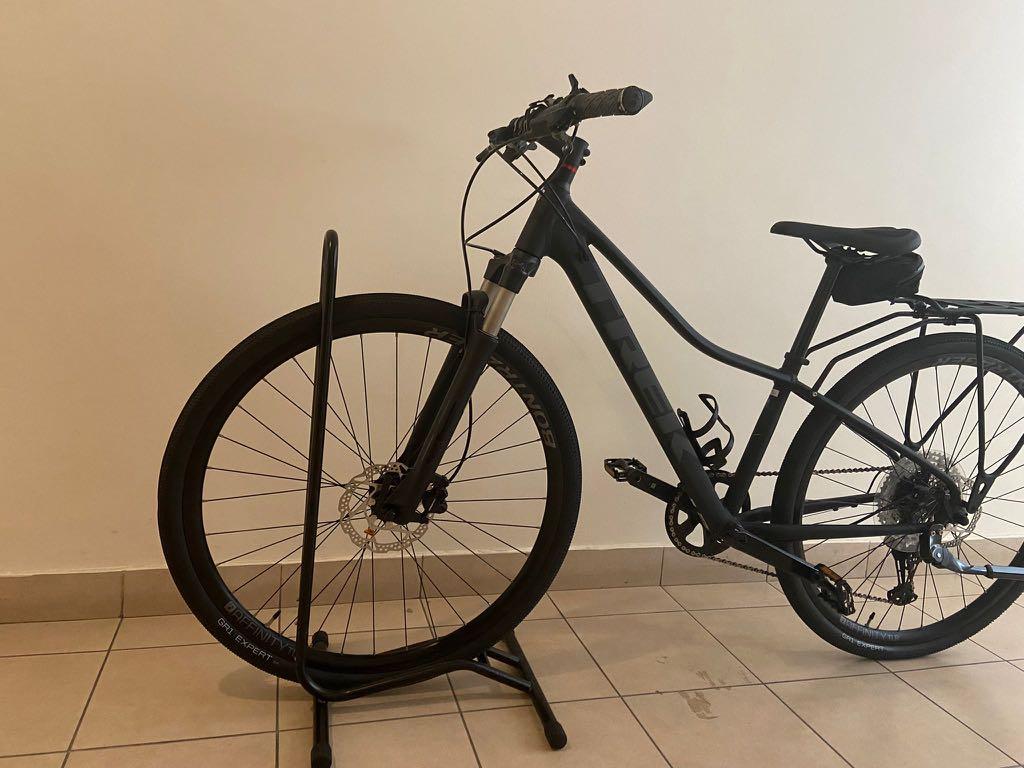 Trek Hybrid Bike Dual Sport 4 DS 4 
