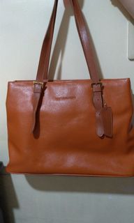 (Category: ) located in . Submitted by Shop.with_me (Listing ID 1156067365, Image 1). Description: .