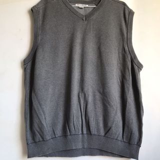 (Category: ) located in . Submitted by aurora.closet00 (Listing ID 1156115154, Image 1). Description: .