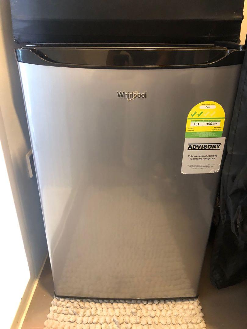 Whirlpool Mini Fridge, TV & Home Appliances, Kitchen Appliances