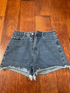 (Category: ) located in . Submitted by ying1005 (Listing ID 1156019244, Image 1). Description: .