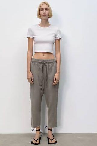 ZARA Jogging trousers with pockets 