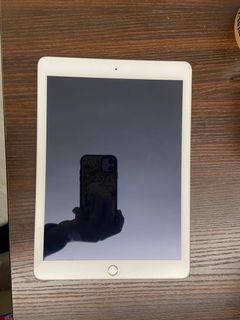 （分類：）位於 。 由 jcello 提交（商品編號 1152647365，圖片 1）。簡介： 。