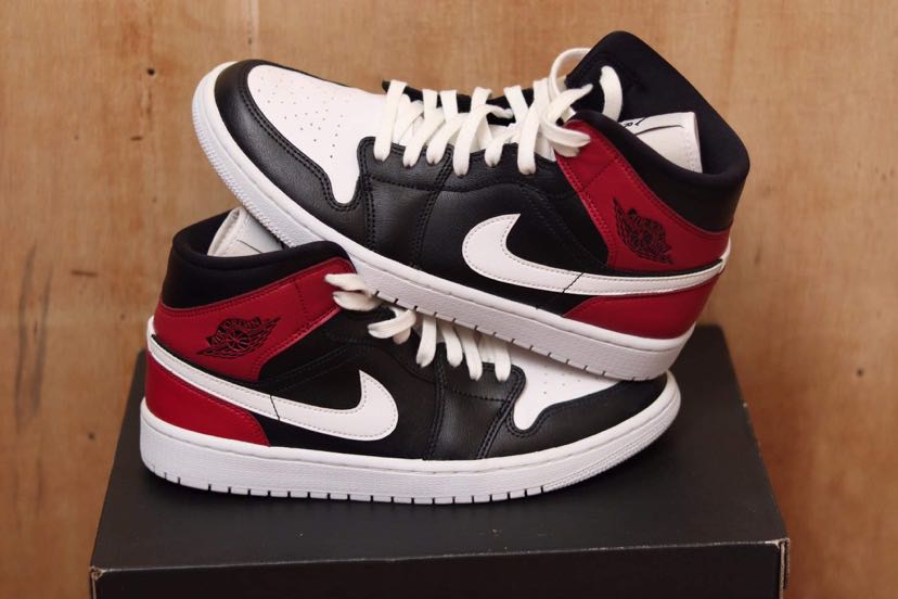 womens air jordan 1 mid noble red