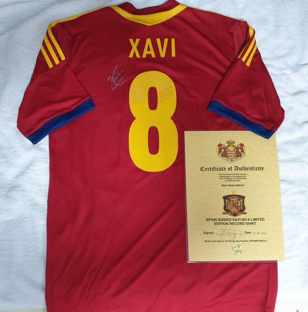 Xavi Hernandez Signed Nike Barcelona Jersey Spain BAS Beckett Witness