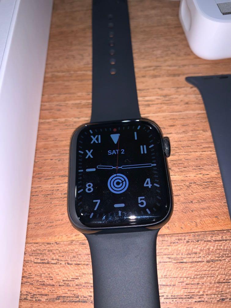 Apple Watch Series 5 stainless steel black