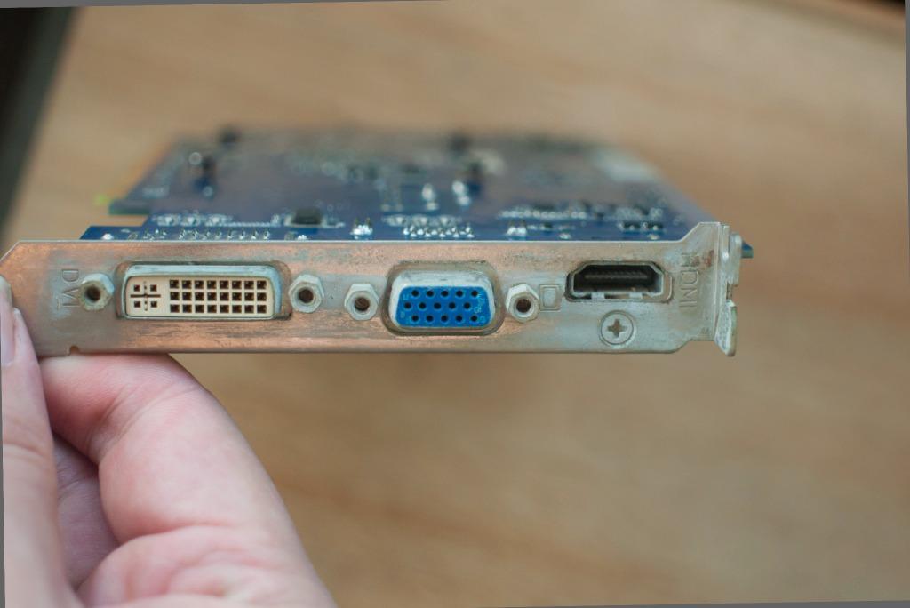 Asus gt 240 top