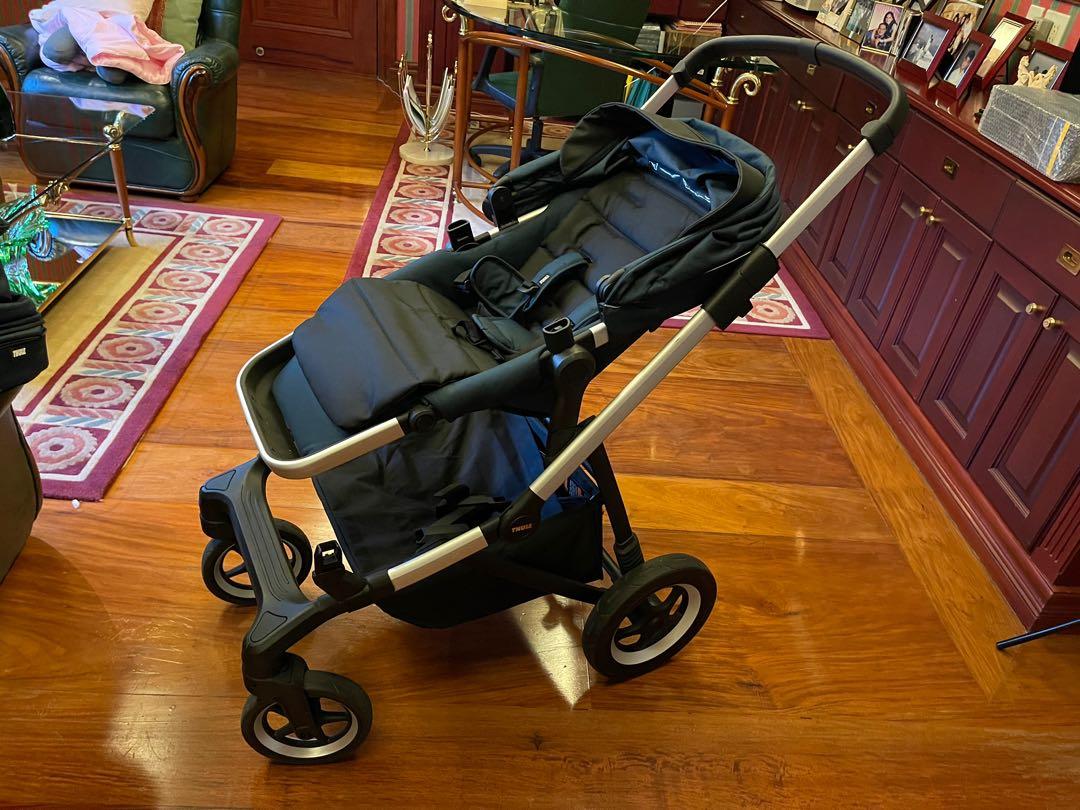 Used online thule stroller