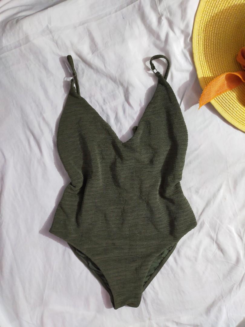 Billabong no hurry one piece hotsell