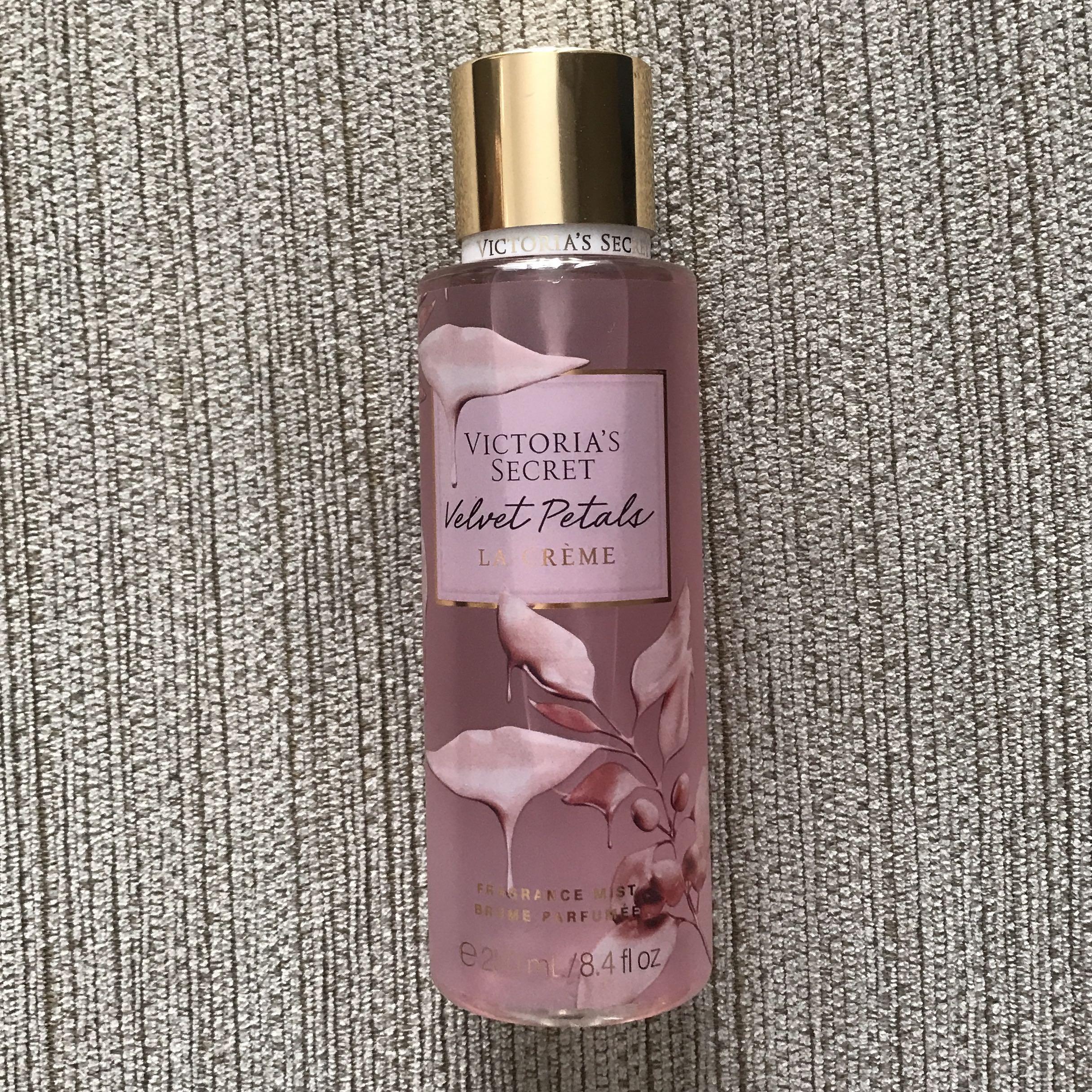 Body Mist Victoria Secret Velvet Petals La Creme, Kesehatan \u0026 Kecantikan,  Parfum, Kuku \u0026 Lainnya di Carousell