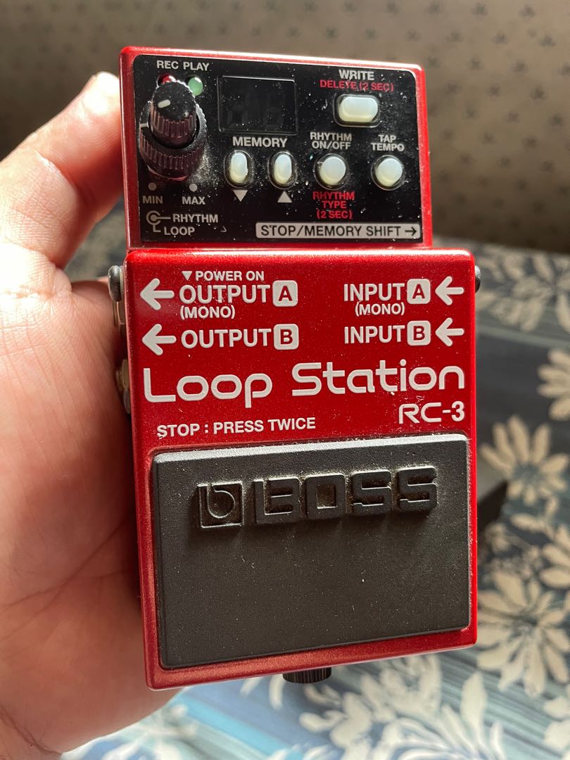 Boss rc3 loop station pedal, Hobbies & Toys, Music & Media, Music Accessories on Carousell