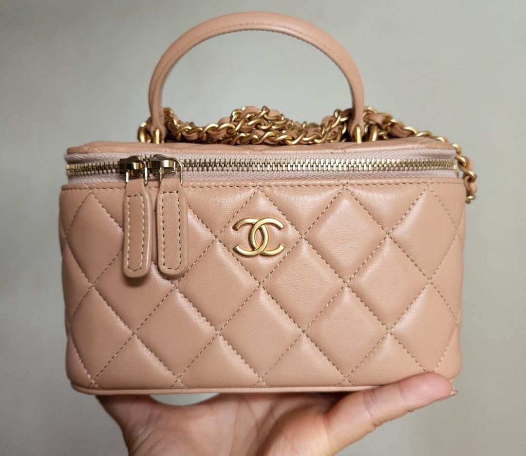 Chanel beige nude vanity case with handle奶茶色裸色長盒子, 女裝