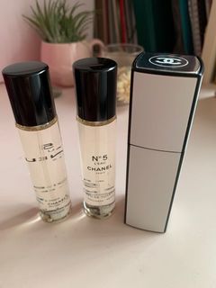 （分類：）位於 。 由 yano.o 提交（商品編號 1152609896，圖片 1）。簡介： 。