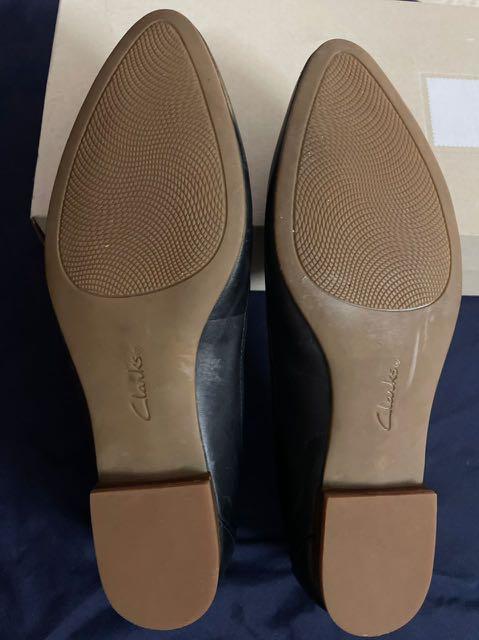 clarks loriann jeni Women s Fashion Footwear Loafers on Carousell