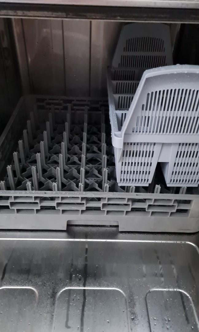 Commercial under counter dishwasher u50, TV & Home Appliances, Kitchen Appliances, Dishwasher on
