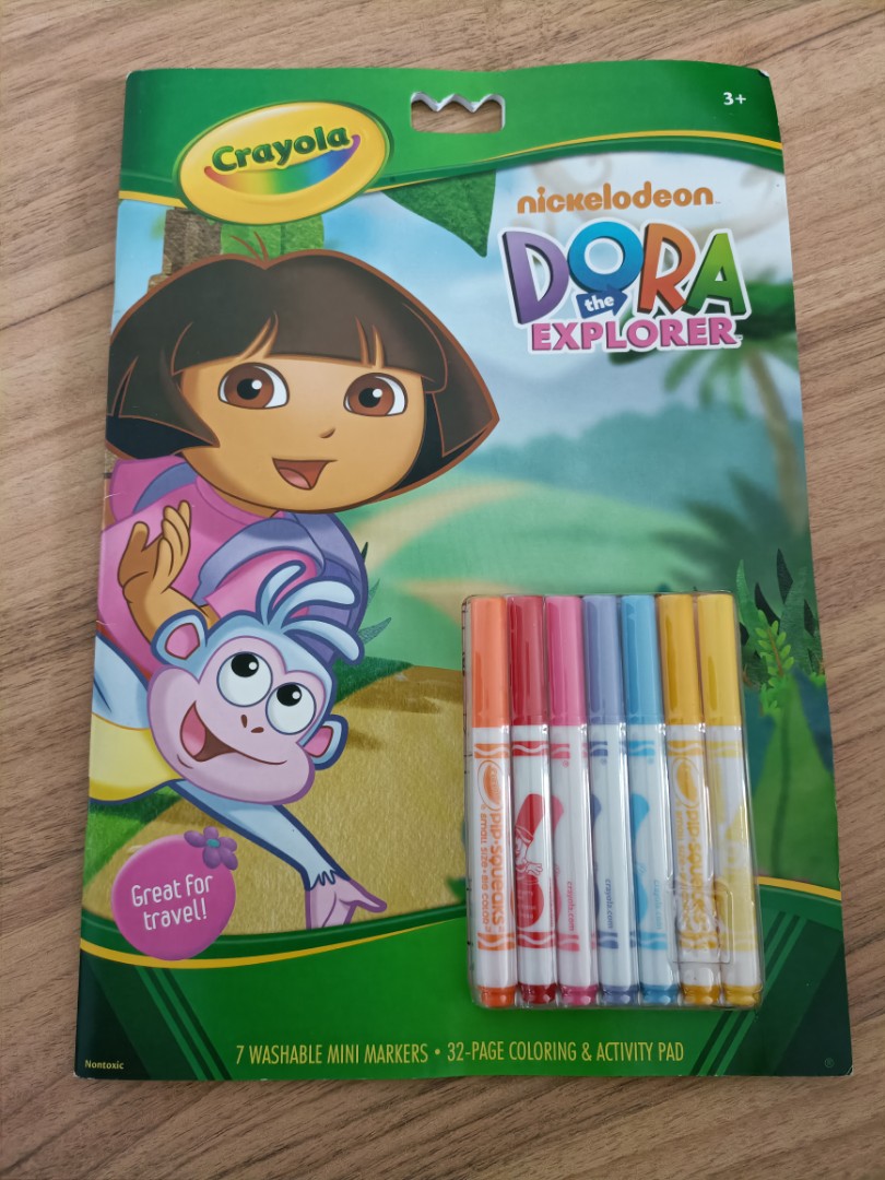 COLORING TROLLS WITH CRAYOLA COLORING KIT 200 MARKERS CRAYONS