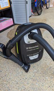 Electrolux ultrasilencer vacuum Green