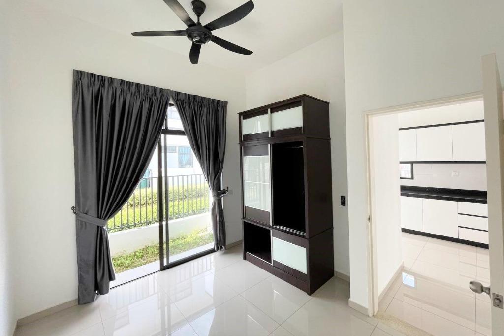 END LOT | Double Storey Terrace House Type C Graham Garden Eco Grandeur ...