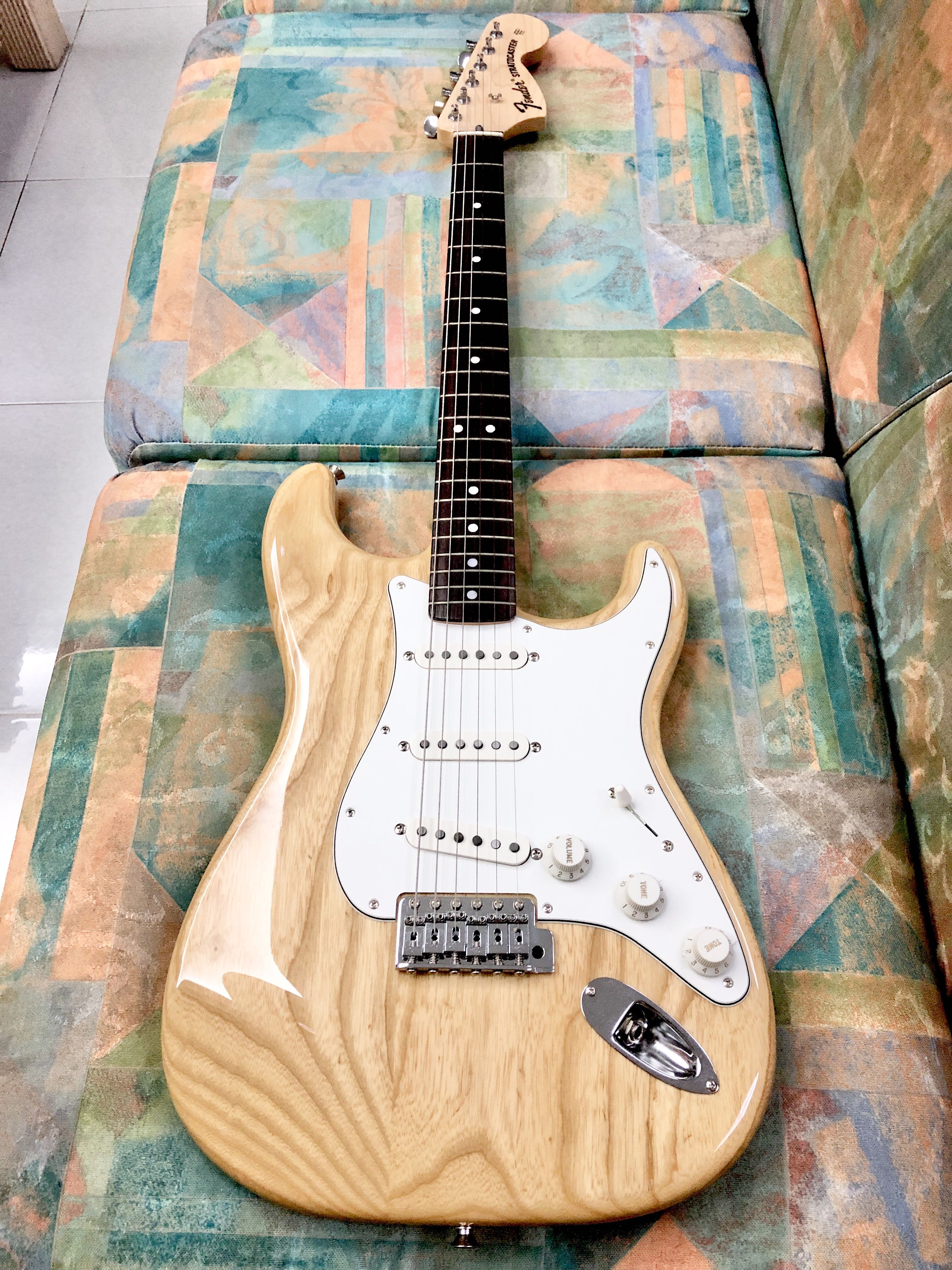 Fender Japan Heritage 70s Stratocaster Electric Guitar, RW FB, Natural  (2021)