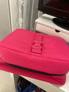 （分類：）位於 。 由 wai_ching08 提交（商品編號 1152740812，圖片 1）。簡介： 。