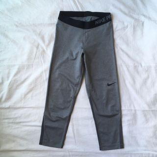 FREE SHIPPING | Nike Pro Dri Fit Capri Pants