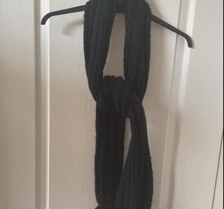 (Category: ) located in . Submitted by hipandhappeningcloset (Listing ID 1152619953, Image 1). Description: .