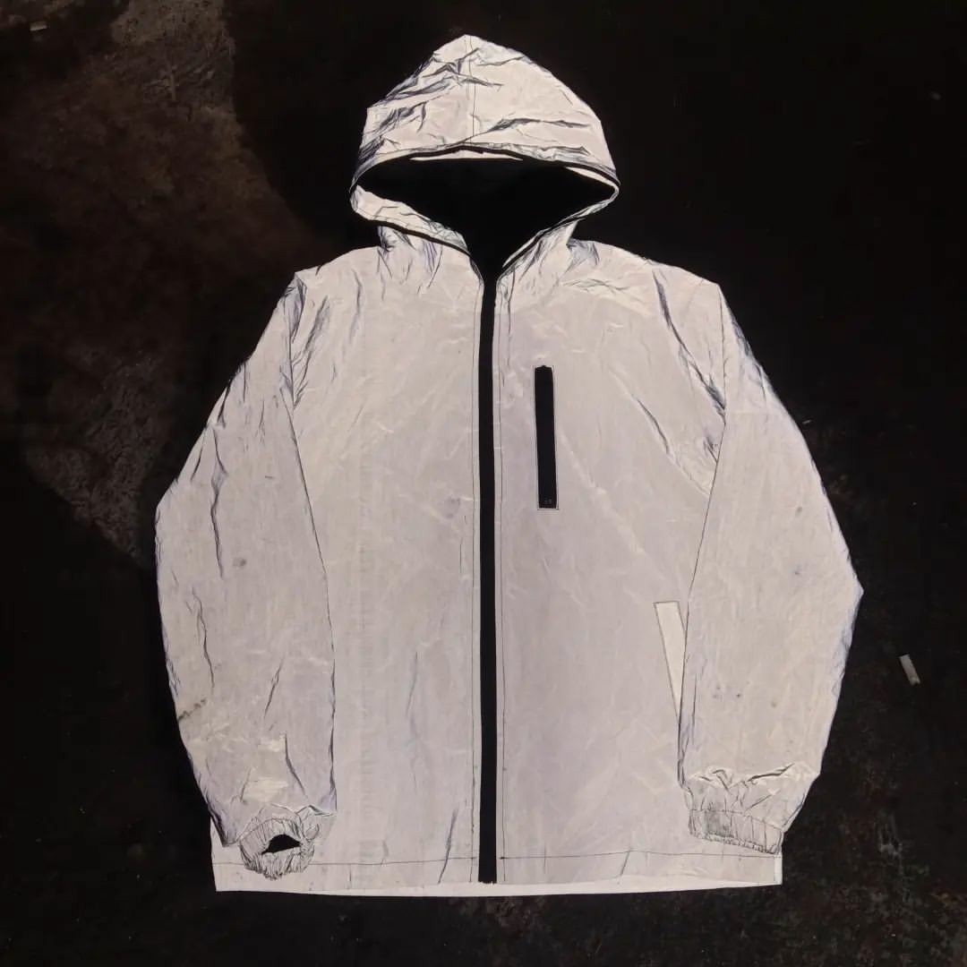 Jaket Outdoor Full reflective original second Fesyen Pria