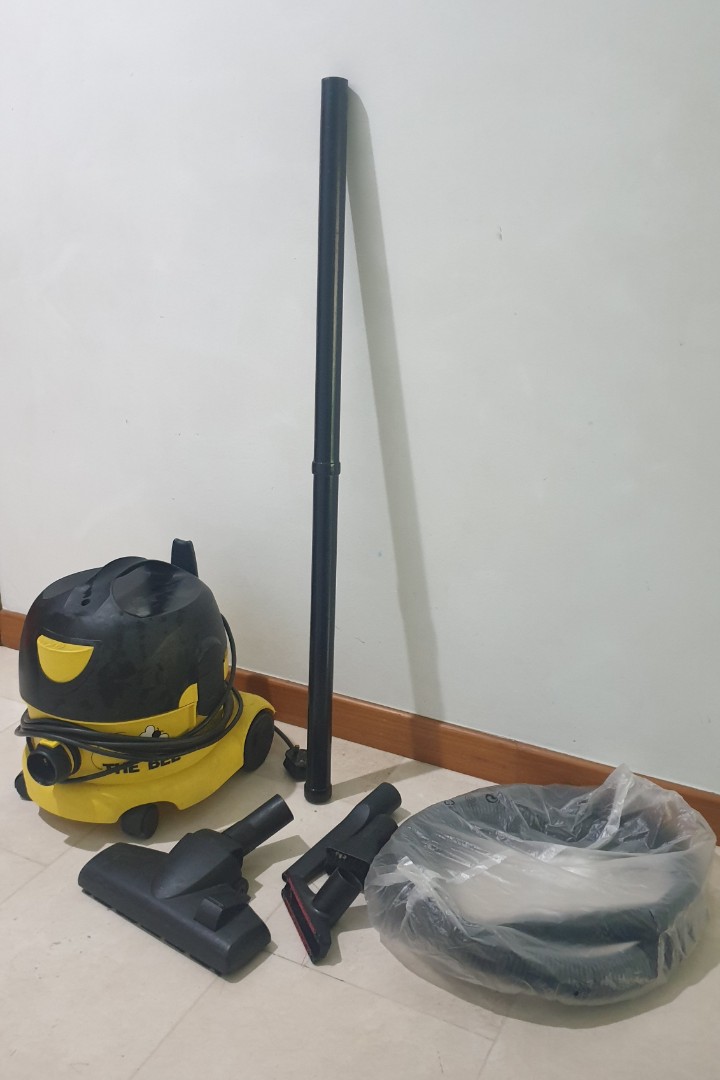 Karcher brand vacuum cleaner, TV & Home Appliances, Vacuum Cleaner