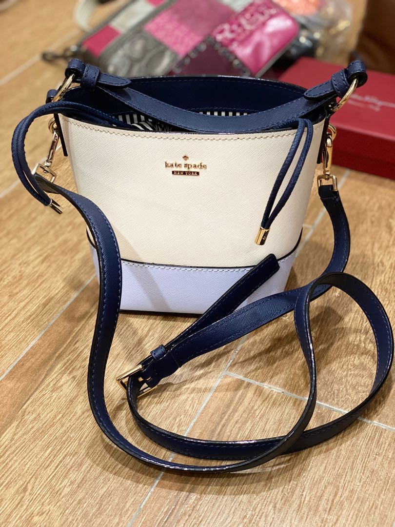 Kate Spade Cameron Street Pippa Bucket Bag Luxury Bags