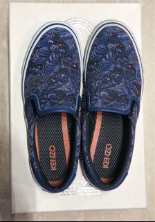(Category: ) located in . Submitted by constantlyshopping (Listing ID 1152646133, Image 1). Description: .