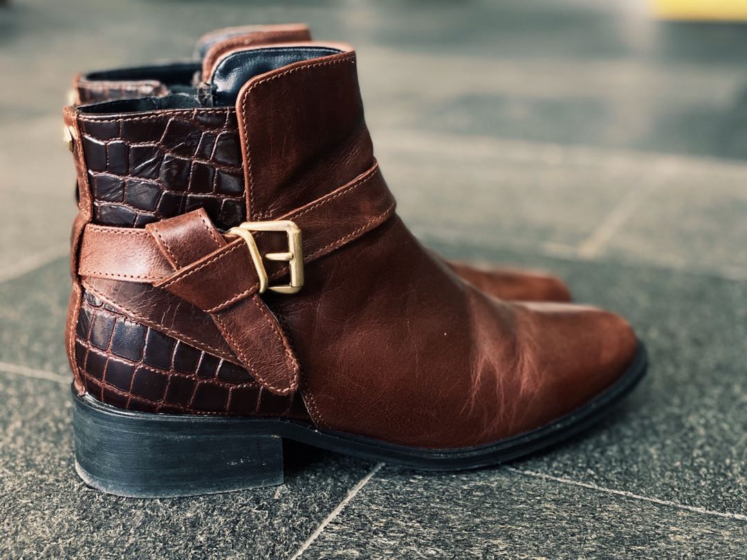 Carvela twist boots clearance