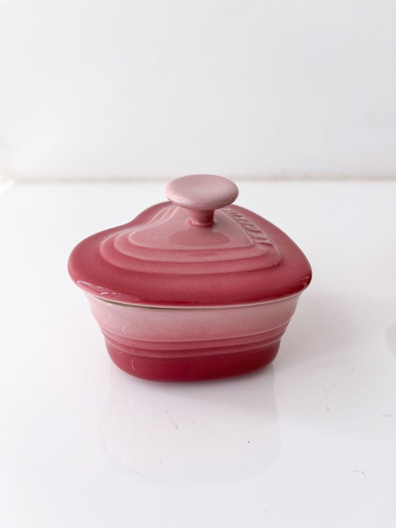 Le Creuset New Ramekins with lid X 3, Furniture & Home Living