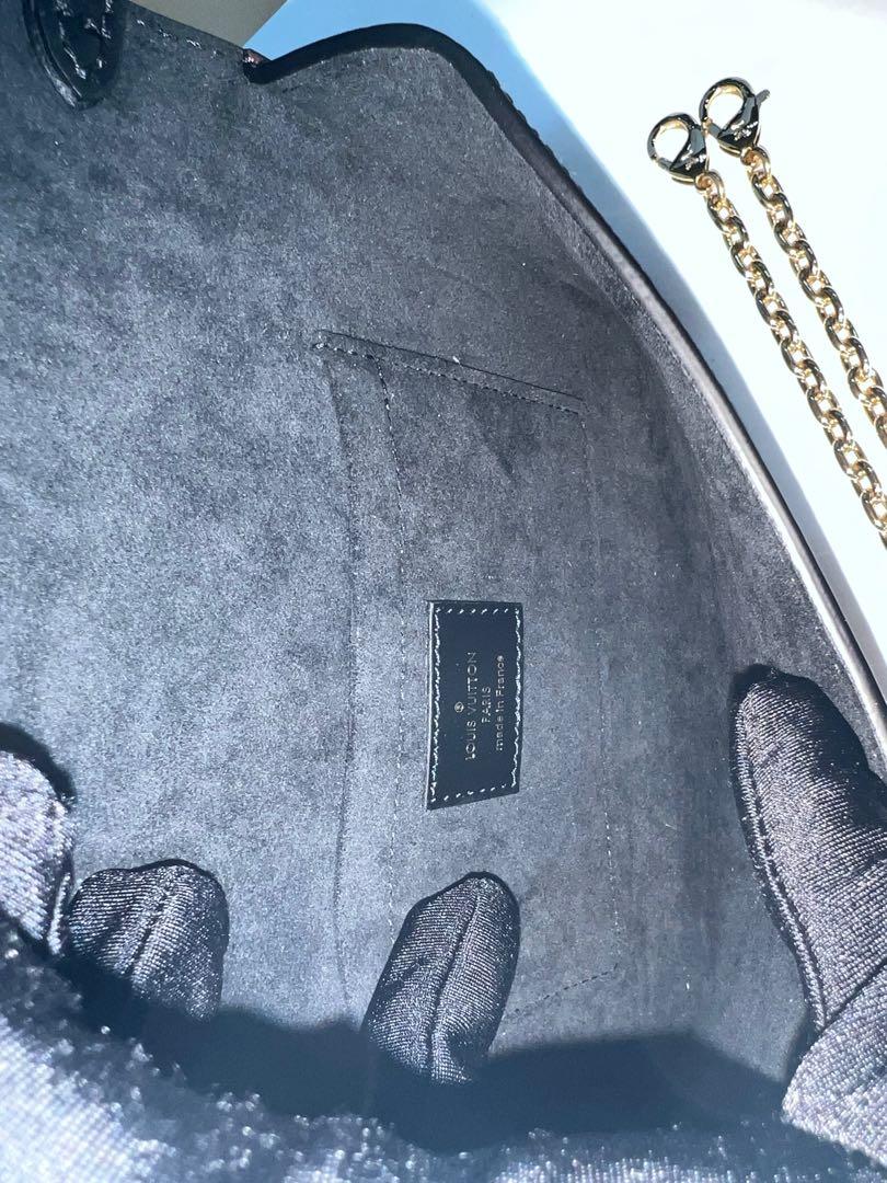 Louis Vuitton Monogram Padlock on Strap Black Leather ref.595510