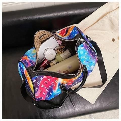 Keepall cloth travel bag Louis Vuitton Multicolour in Cloth - 29907515