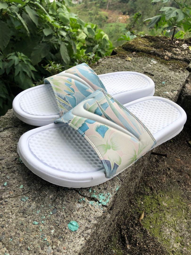 Nike Benassi JDI Print Beach Pool White Multi Unisex