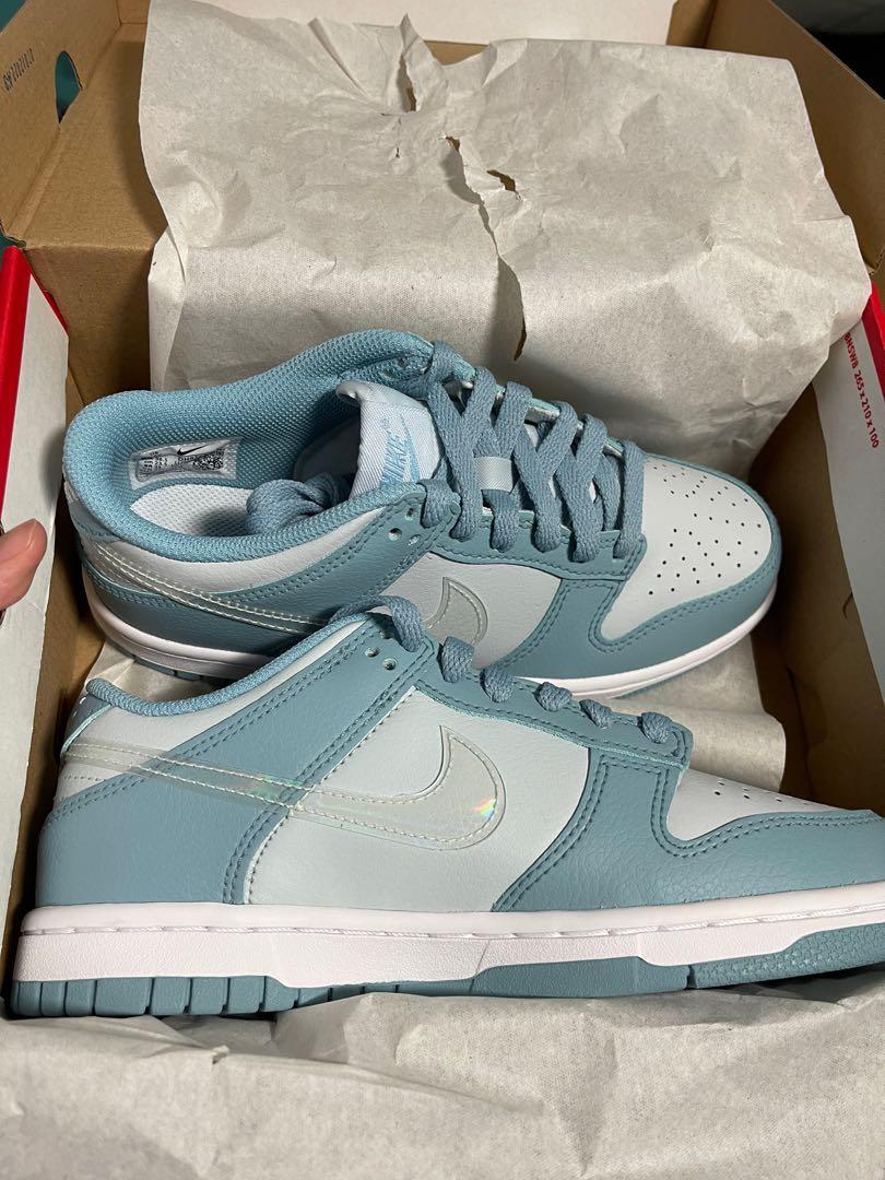 nike dunk blue clear swoosh